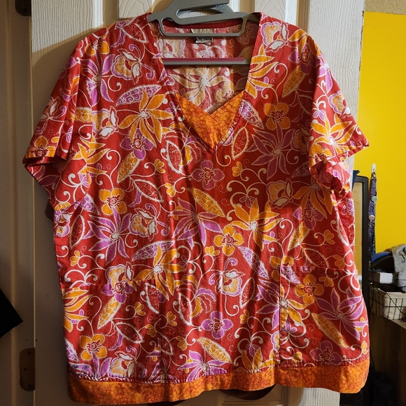 White Swan Scrub top ladies size L - Picture 1 of 6